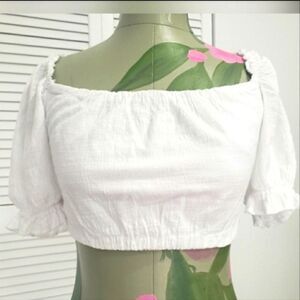 Blanco- white top